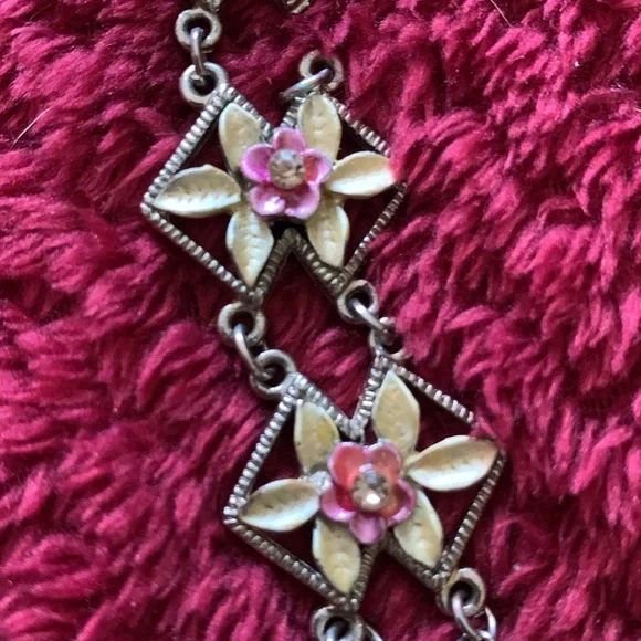 2 bracelets - Picture 3 of 4